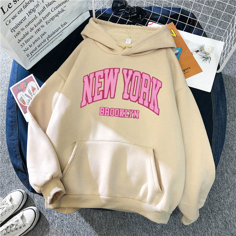 Women's hoodie with trendy New York Brooklyn print Chic & Stil