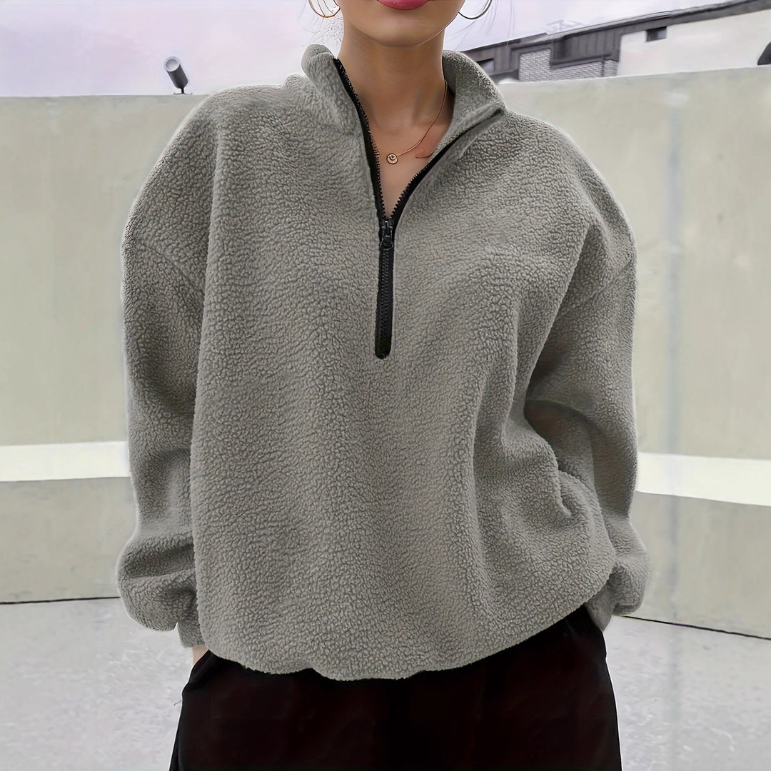 Cozy fleece sweater for ladies with a high collar and zipper Lune London
