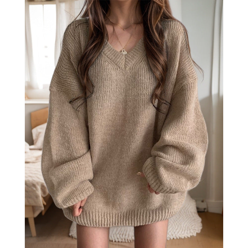 Oversized knitted sweater for women with V-neck and loose sleeves Lune London