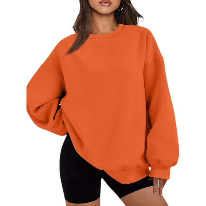 Oversized sweatshirt for women with a relaxed fit and soft edges Lune London