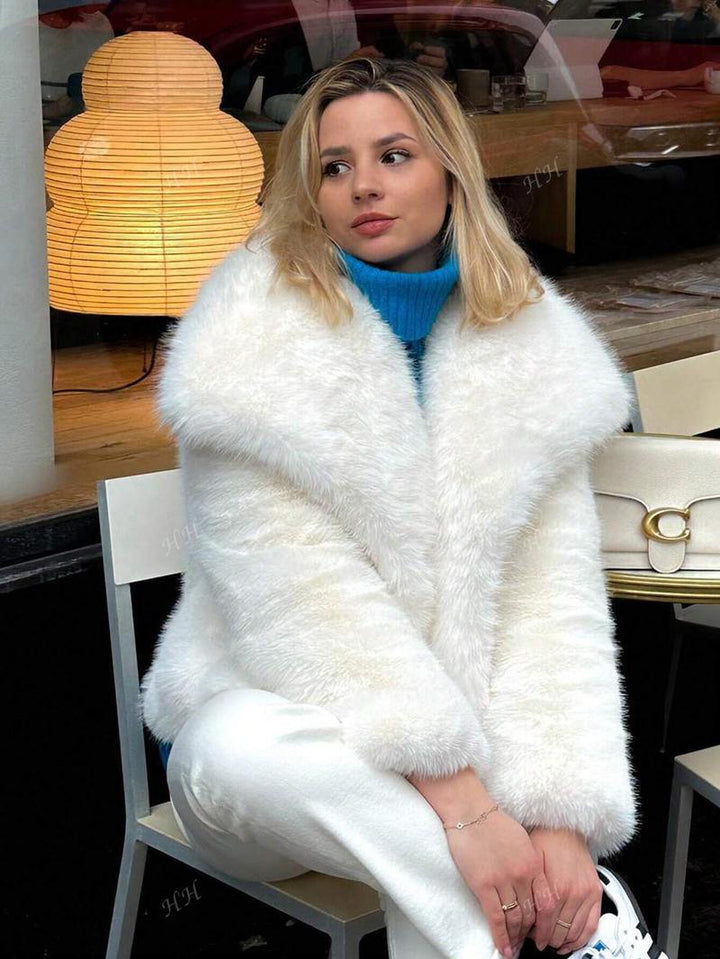 Women Cropped Faux Fur Jacket with Puffy Sleeves Lune London