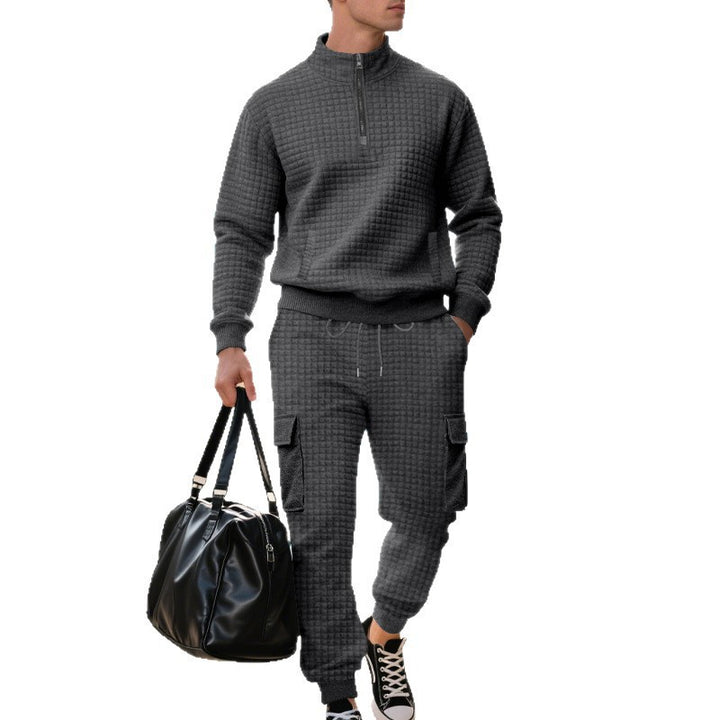 Men's fleece athletic training set with modern high collar and practical pockets Lune London