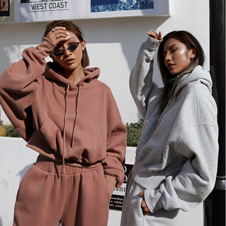 Casual hoodie set for women with a loose fit and practical pockets Lune London