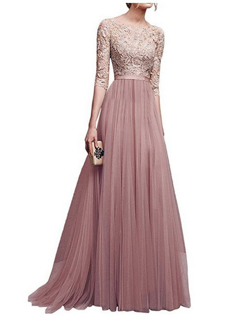 Elegant evening dress for women with high-quality lace and flowing skirt Lune Londonl