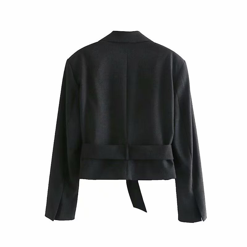 Tailored blazer jacket for women with a modern cut and a tie belt Lune London
