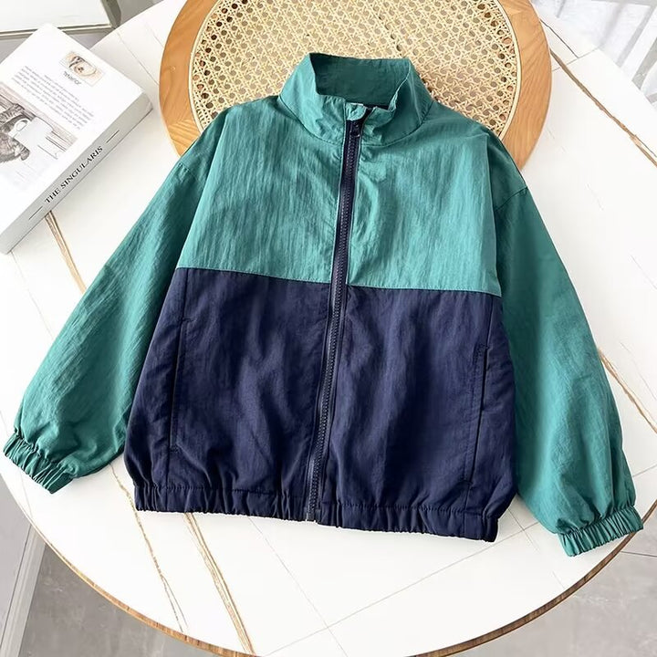 Veste féminine légère de transition avec col montant Chic & Stil