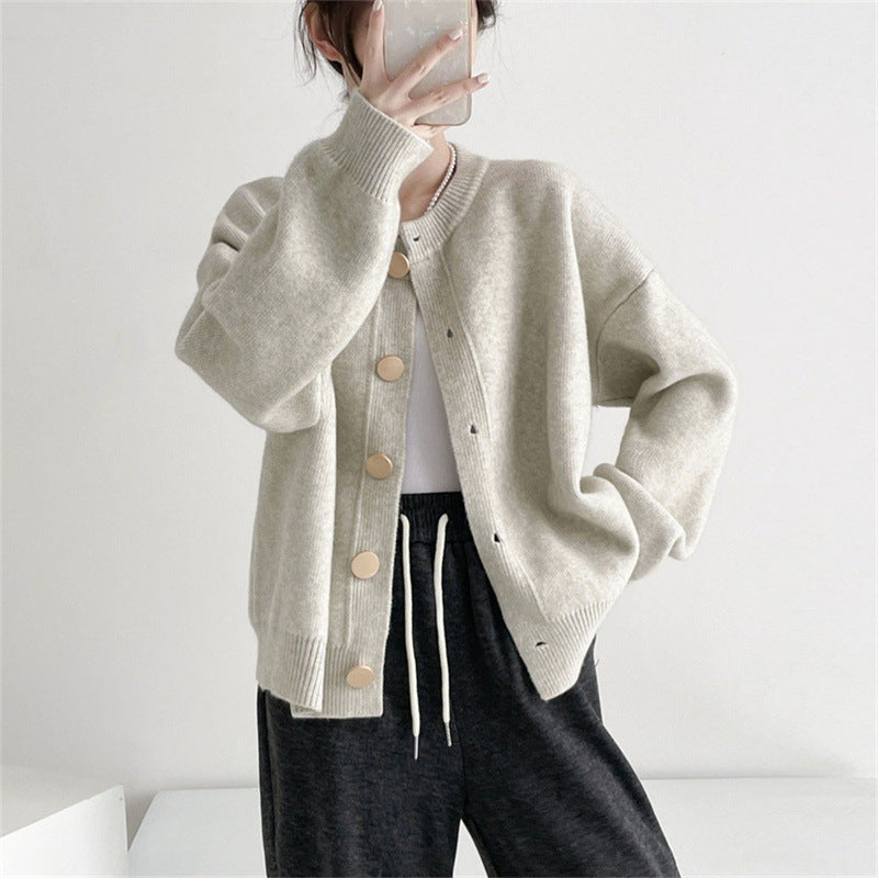 Cardigan womens cozy avec détails de boutons et coupe moderne Chic & Stil