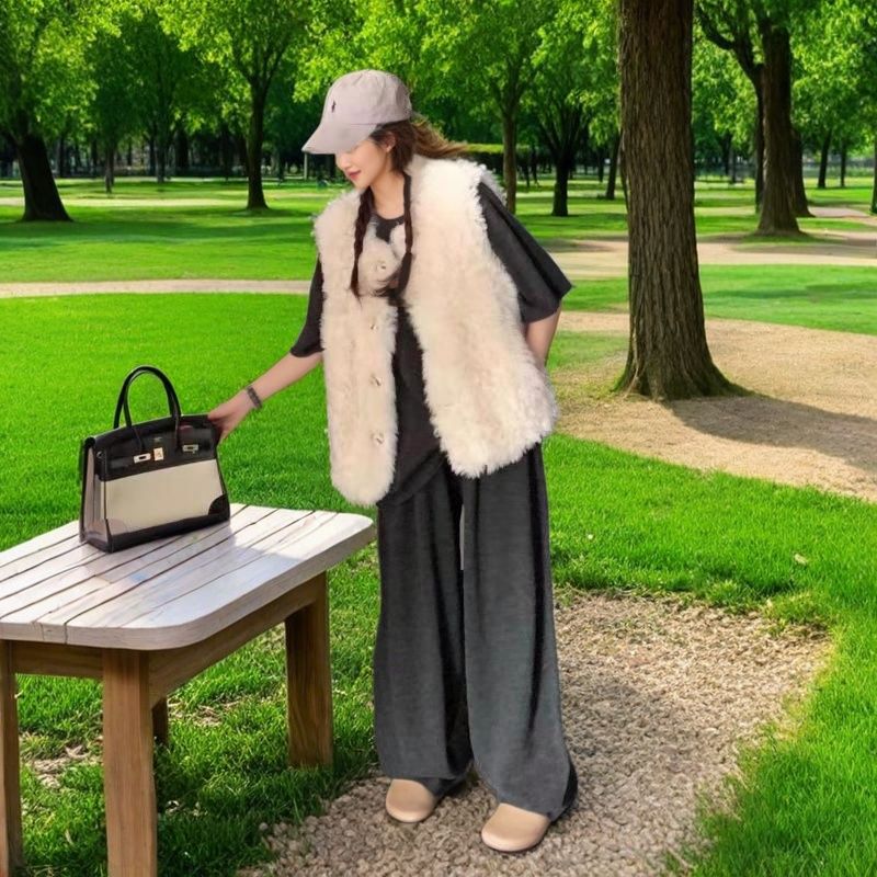 Gilet Doux pour Femmes avec Détails de Boutons Chic & Stil