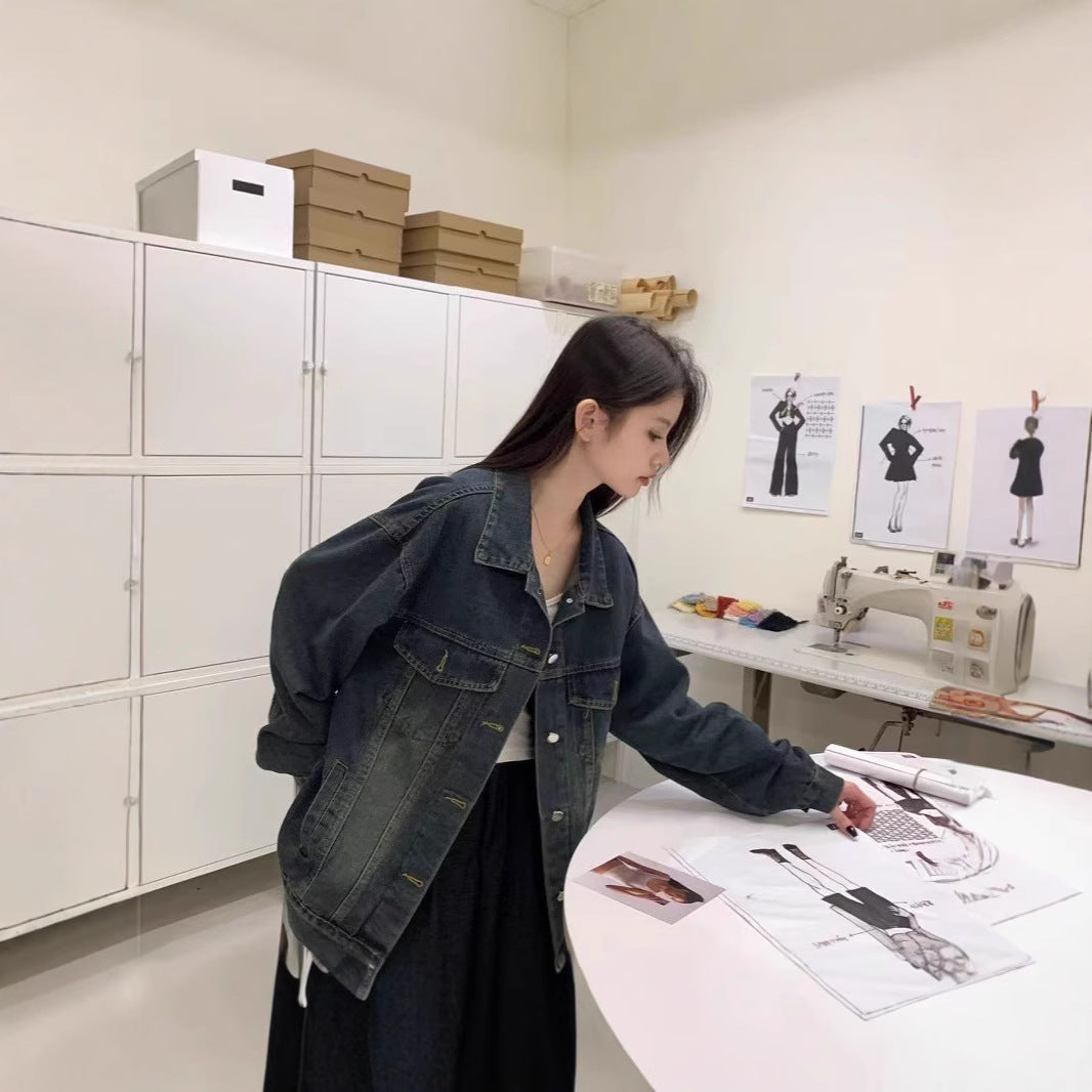 Veste en denim pour femmes avec lavage vintage et poches pratiques Chic & Stil