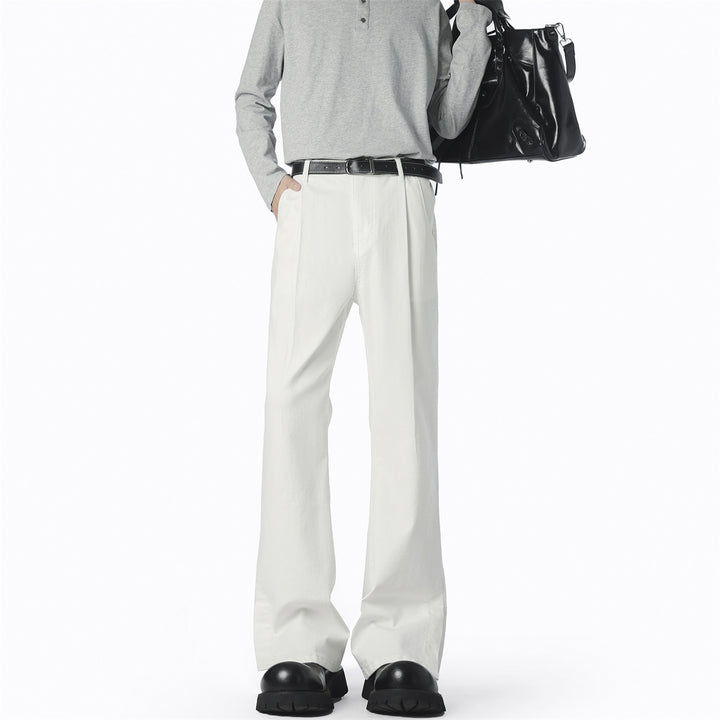 Elegant casual pants for women, wide, with fine pleats and high-quality materials Lune London