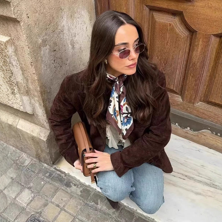 Fashionable suede jacket for women with an elegant cut and practical pockets Lune London