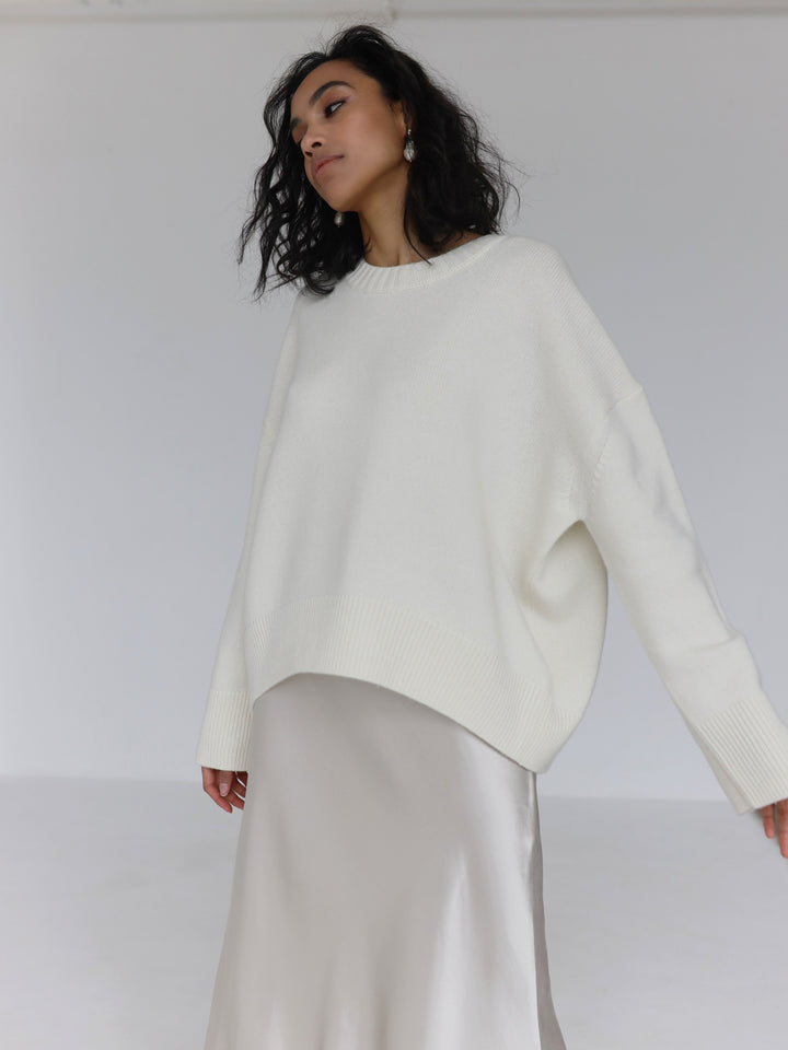 Ladies Casual oversized sweater Lune London