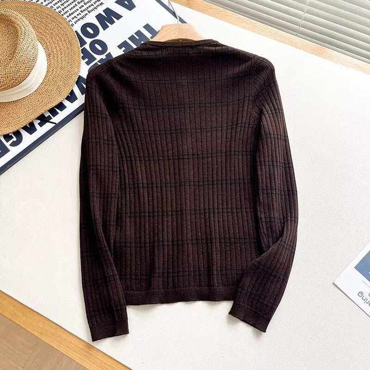 Cardigan en tricot côtelé stylé pour femmes avec fermeture à boutons Chic & Stil