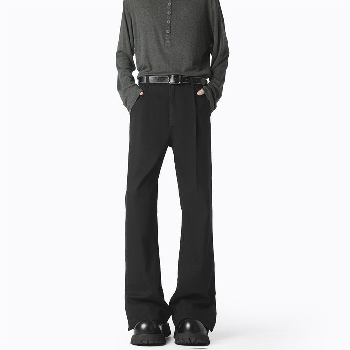 Elegant casual pants for women, wide, with fine pleats and high-quality materials Lune London