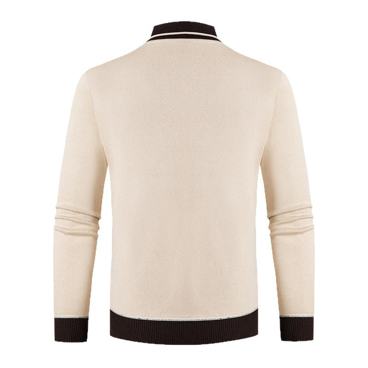 Elegant sweater for men with trendy V-neck Lune London