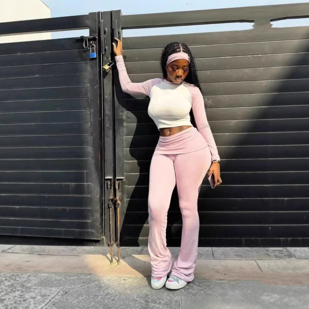 Ensemble sportif et à la mode pour femmes avec manches longues Chic & Stil