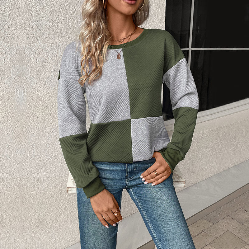 Fashionable women's sweater with geometric design and long sleeves Lune London
