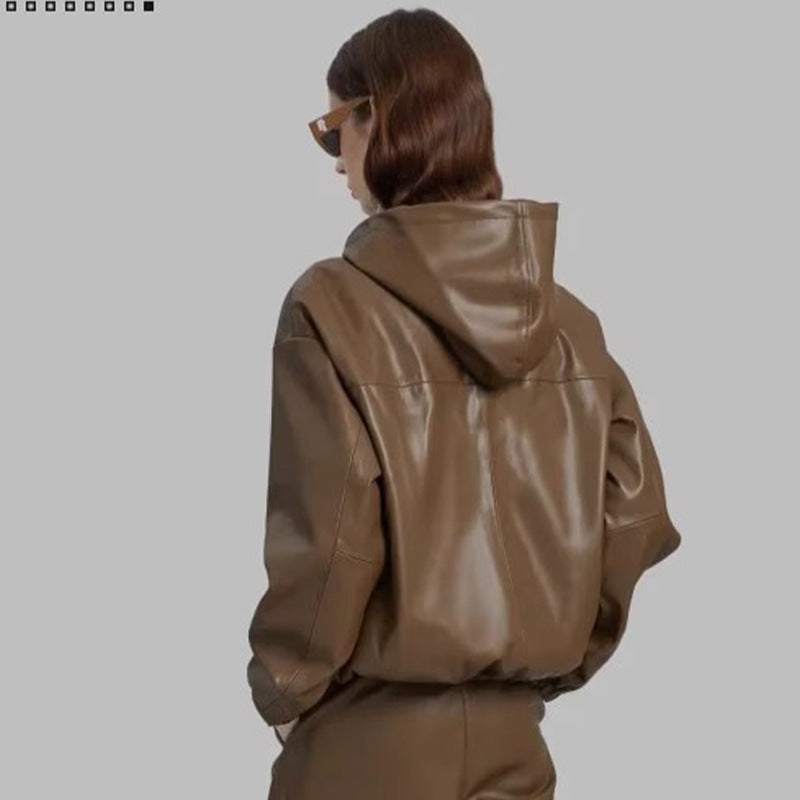 Veste en cuir synthétique décontractée pour femmes avec capuche Chic & Stil