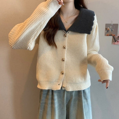 Ladies cardigan with vintage collar and large button details Lune London