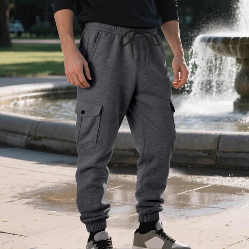 Cargo jogger pants for men with side pockets and elastic waist Lune London