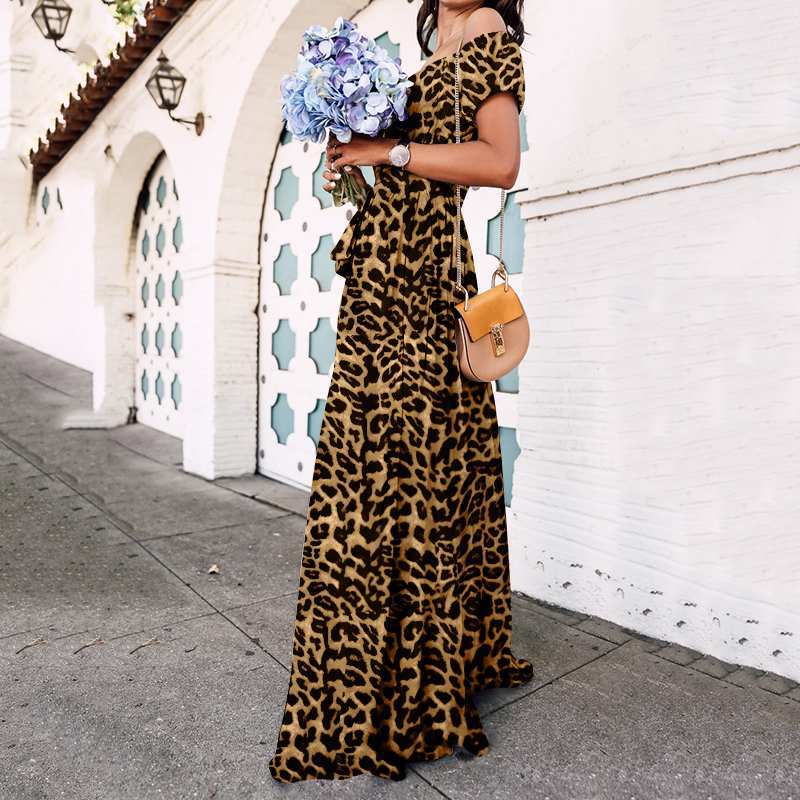Robe maxi femme avec design sans épaule et fente latérale Chic & Stil