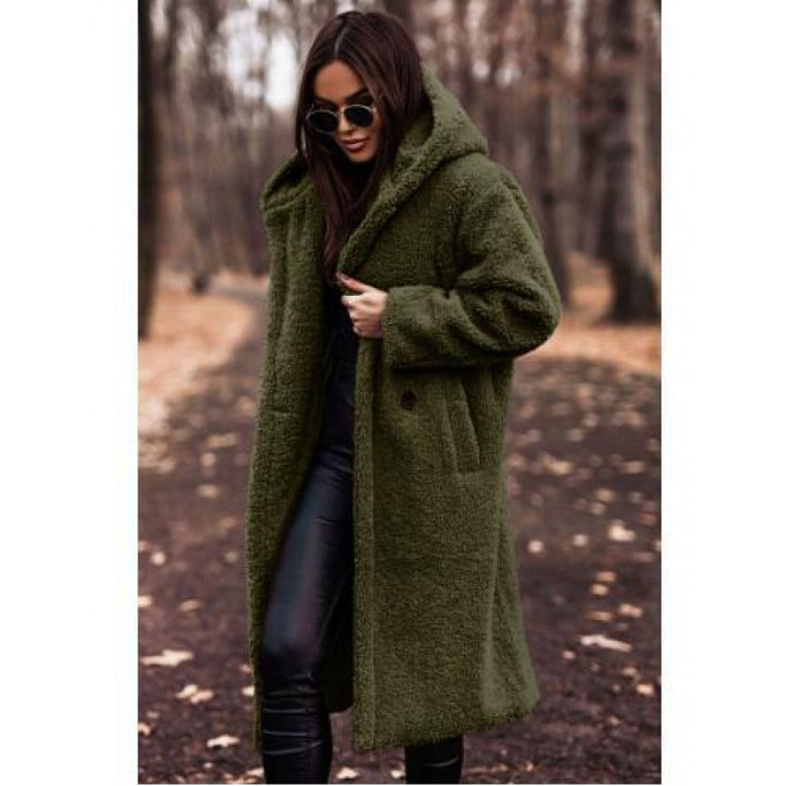 Comfortable teddy coat for women with hood and button closure Lune London