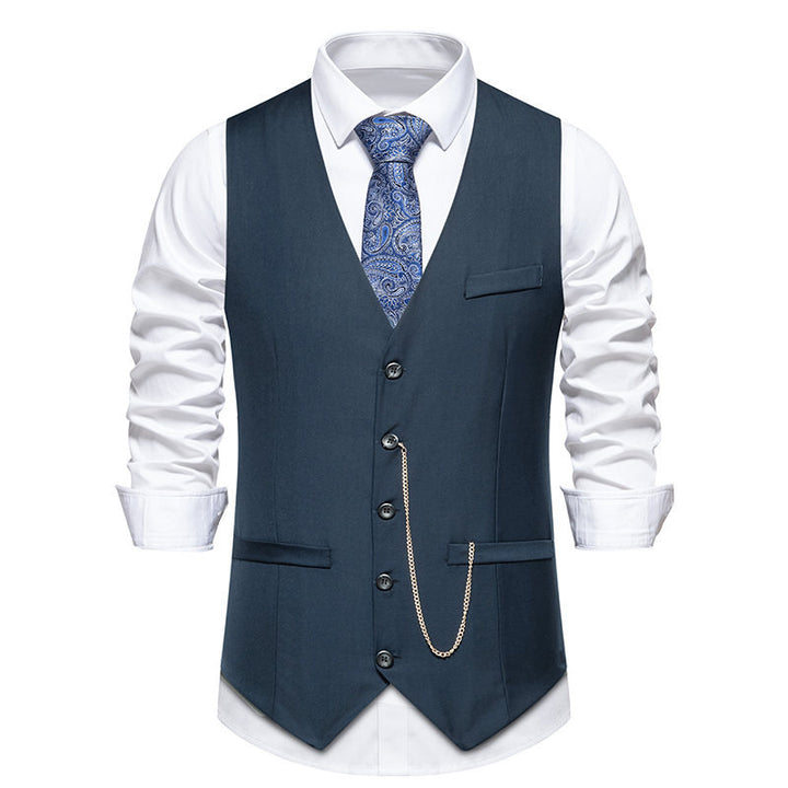 Elegant suit vest for men with a classic design and modern accents Lune London