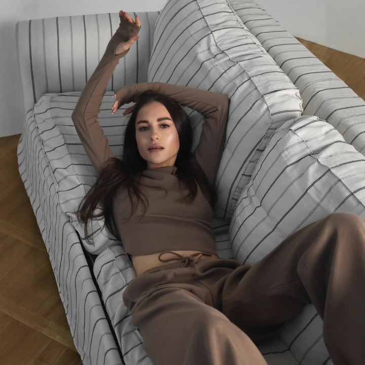 Comfortable lounge set for women with long sleeves and a loose fit Lune London