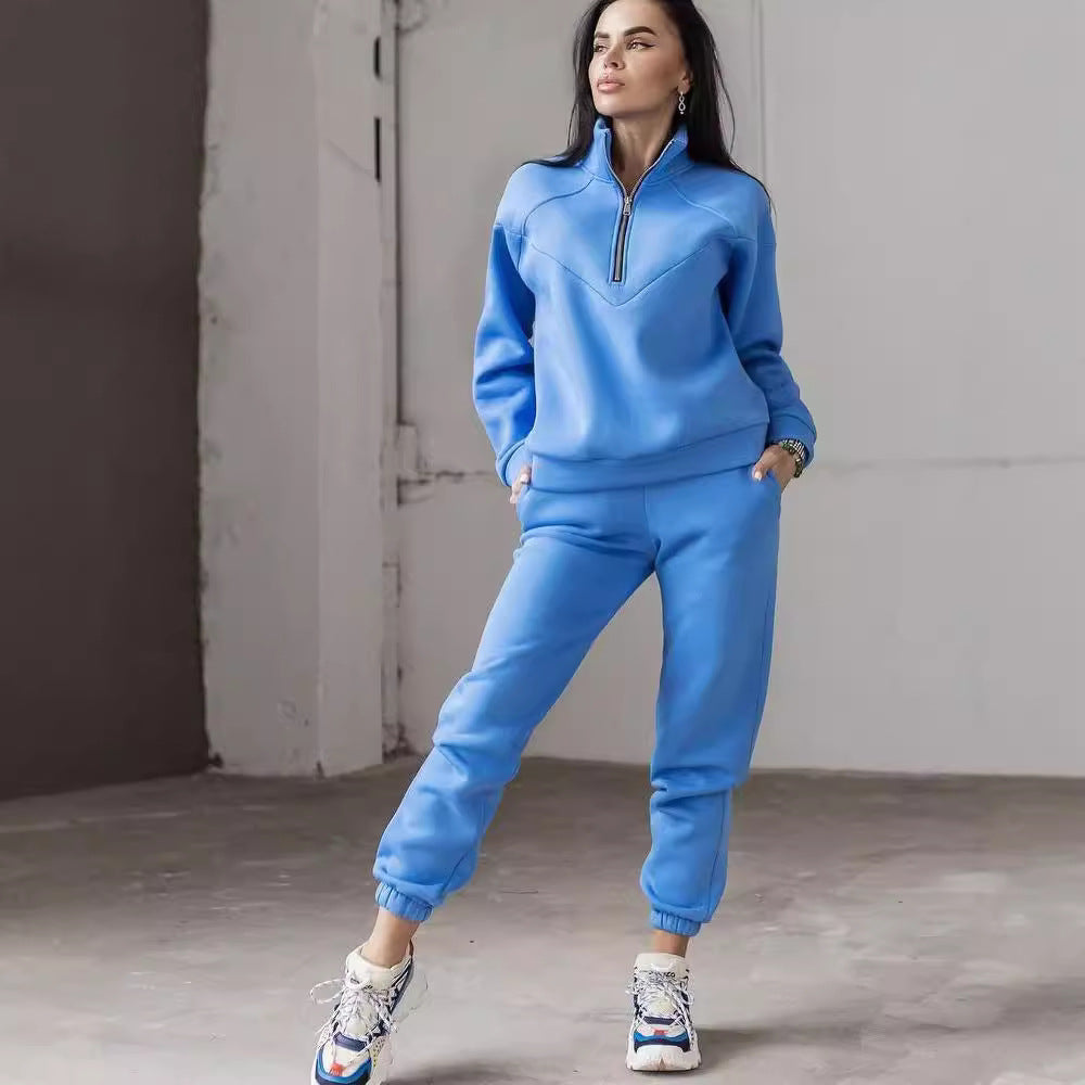 Women's sports training jacket with high collar and practical pockets Lune London