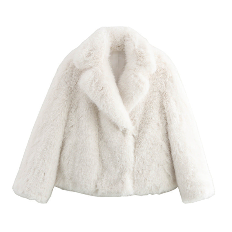 Ladies Cozy Faux Fur Jacket with Elegant Lapel Lune London