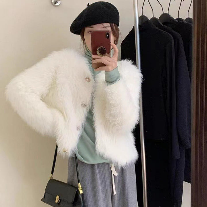 Veste courte en peluche pour femme avec des détails de bouton élégants Chic & Stil