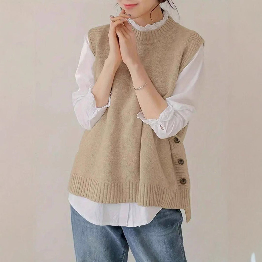 Knitted blouse for women with button details and modern cut Lune London