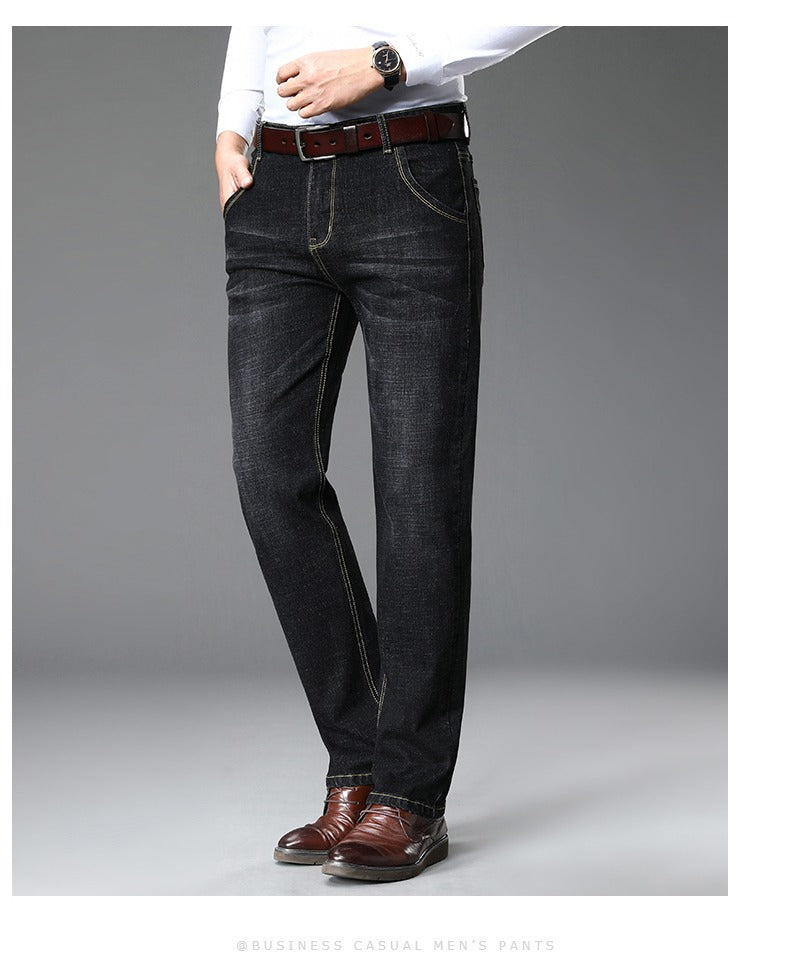 Classic jeans for men in a business casual style with a particularly comfortable fit Lune London