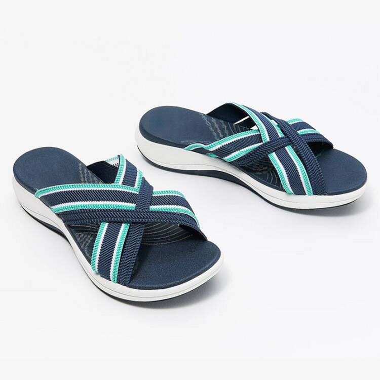 Comfort sandals for women with ergonomic insole and adjustable straps Lune London