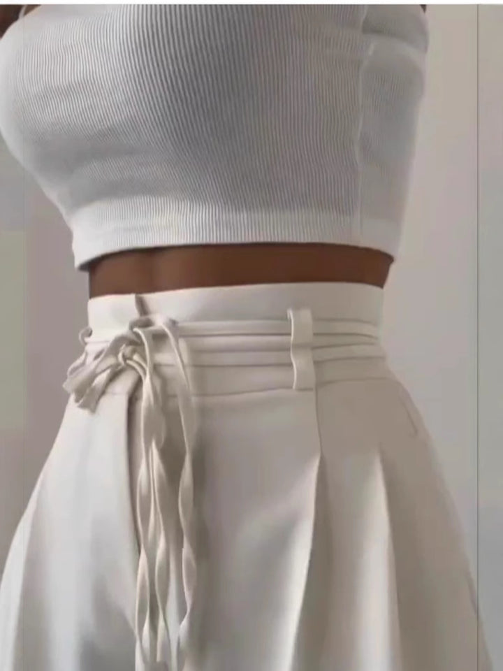 Loose chino pants for women with high waist and adjustable drawstring Lune London
