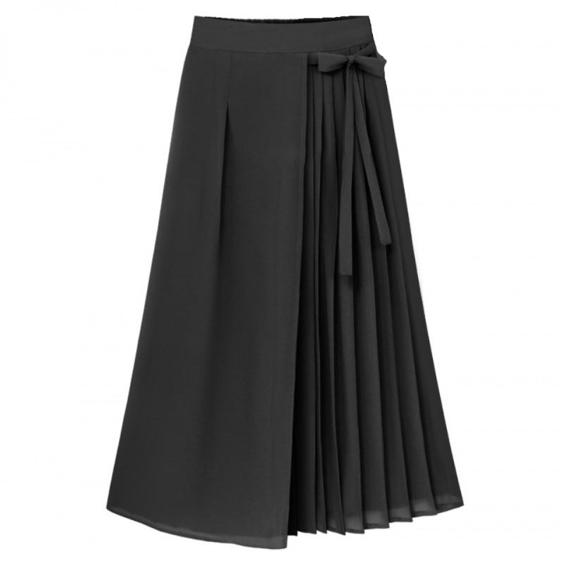 Ladies Pleated Skirt with Waistband and Elegant Draping Chic und Stil