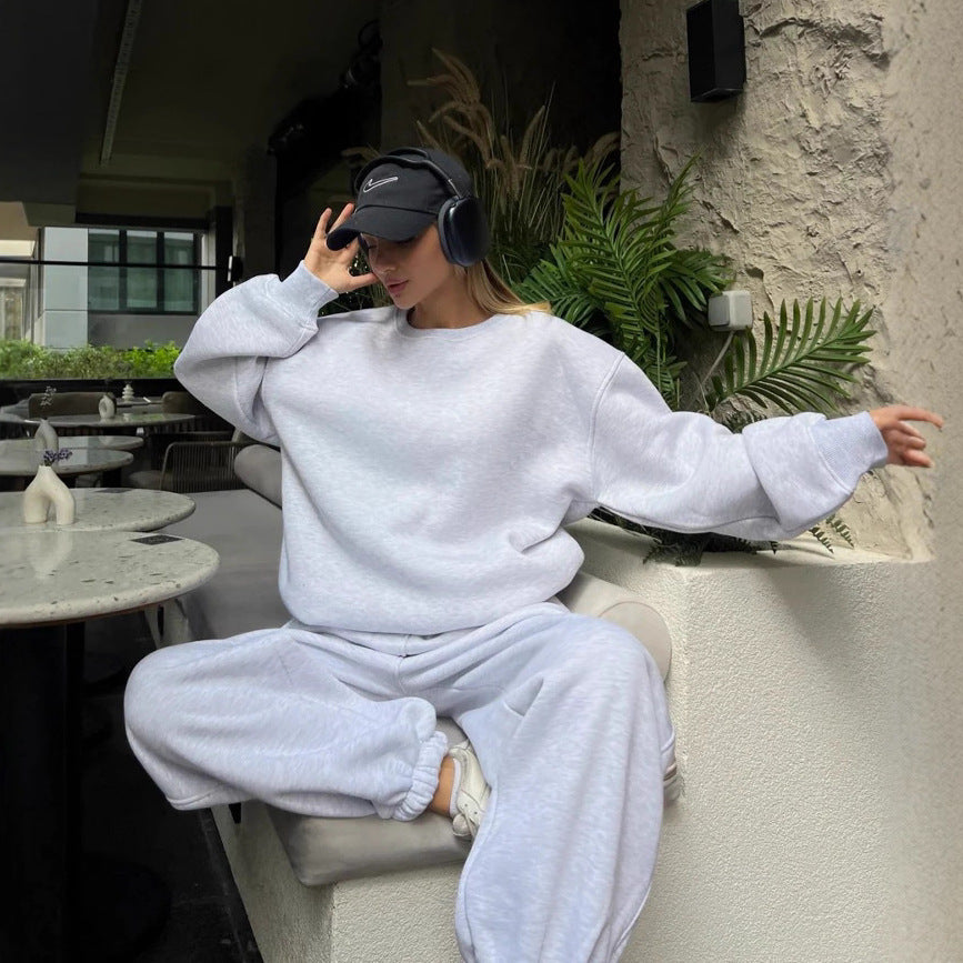 Lune London oversized casual sweatshirt and jogging set for women