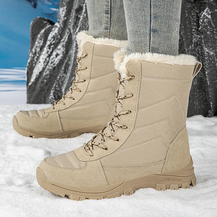 Women's winter boots with non-slip sole and insulated inner lining Lune London