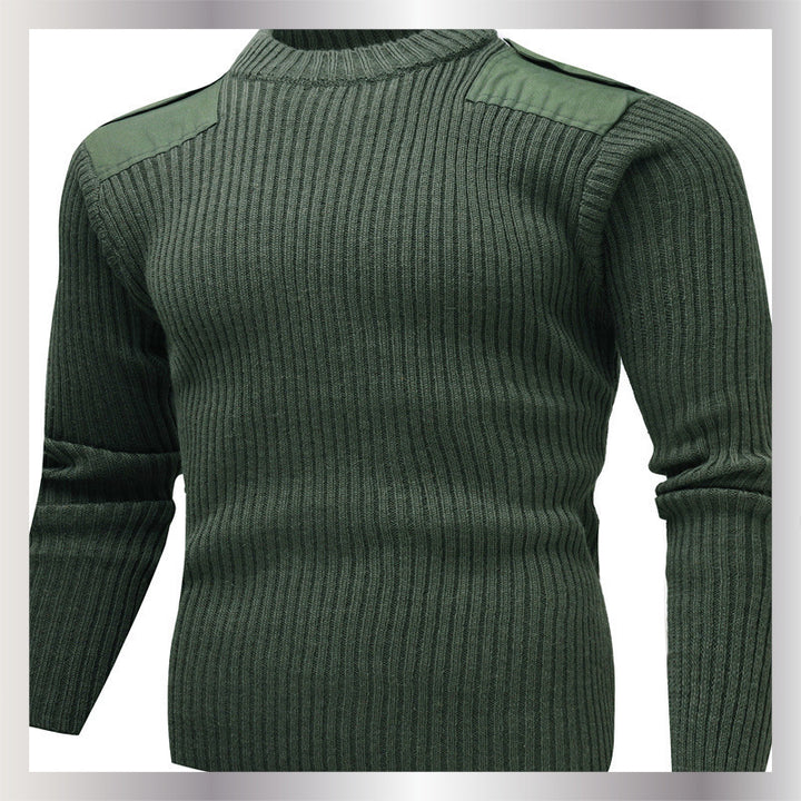 Knit sweater for men with V-neck and decorative details on the shoulders Lune London