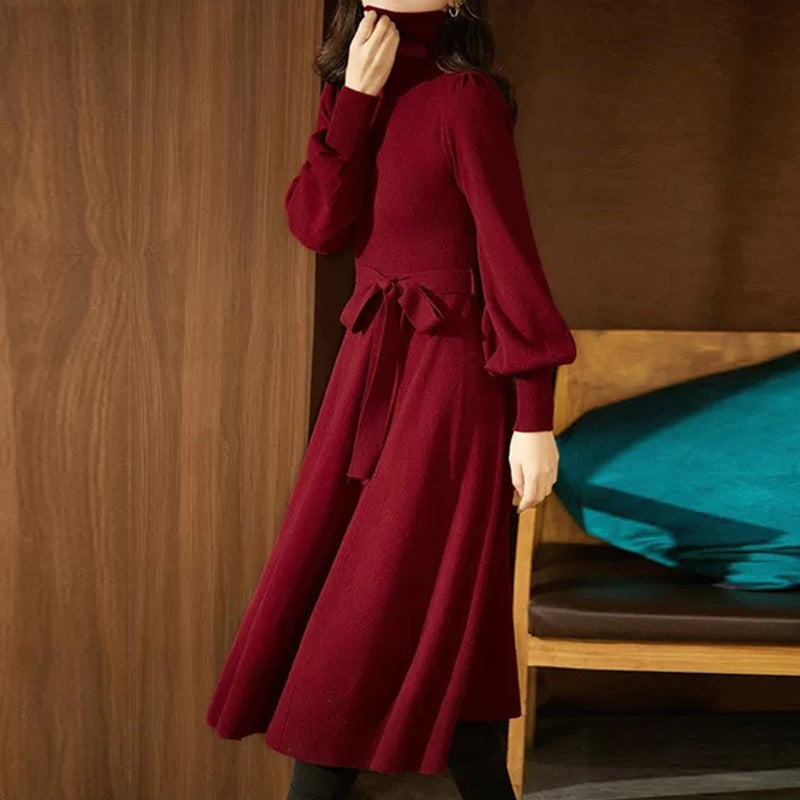 Robe tricotée pour femmes avec col montant et ceinture ajustée Chic & Stil
