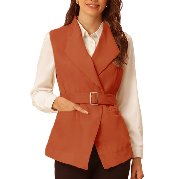 Trendy fitted blazer jacket for women with large pockets and belt Lune London