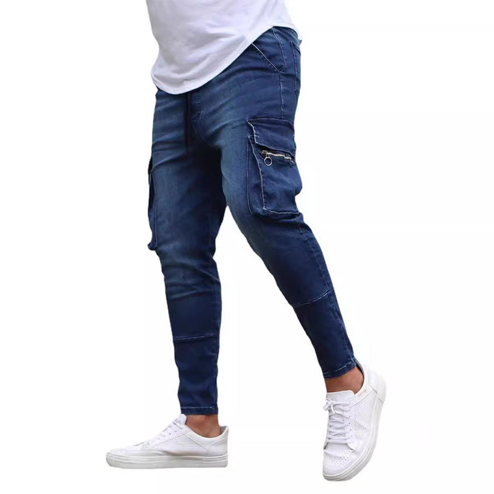 Slim-fit men's cargo jeans with practical side pockets and decorative zippers Lune London