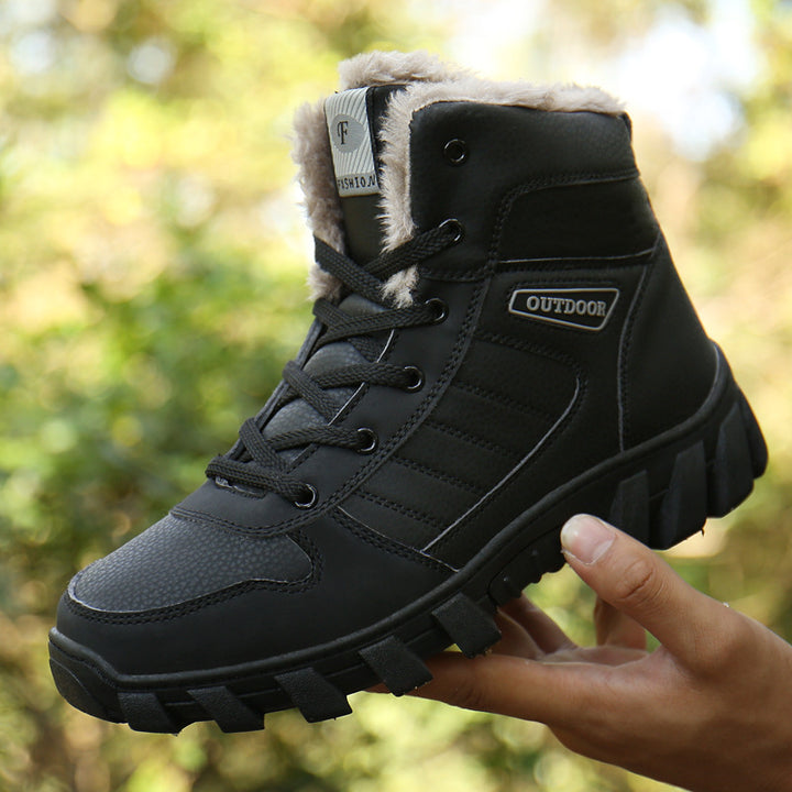Insulated winter boots for women with slip-resistant molded sole Lune London