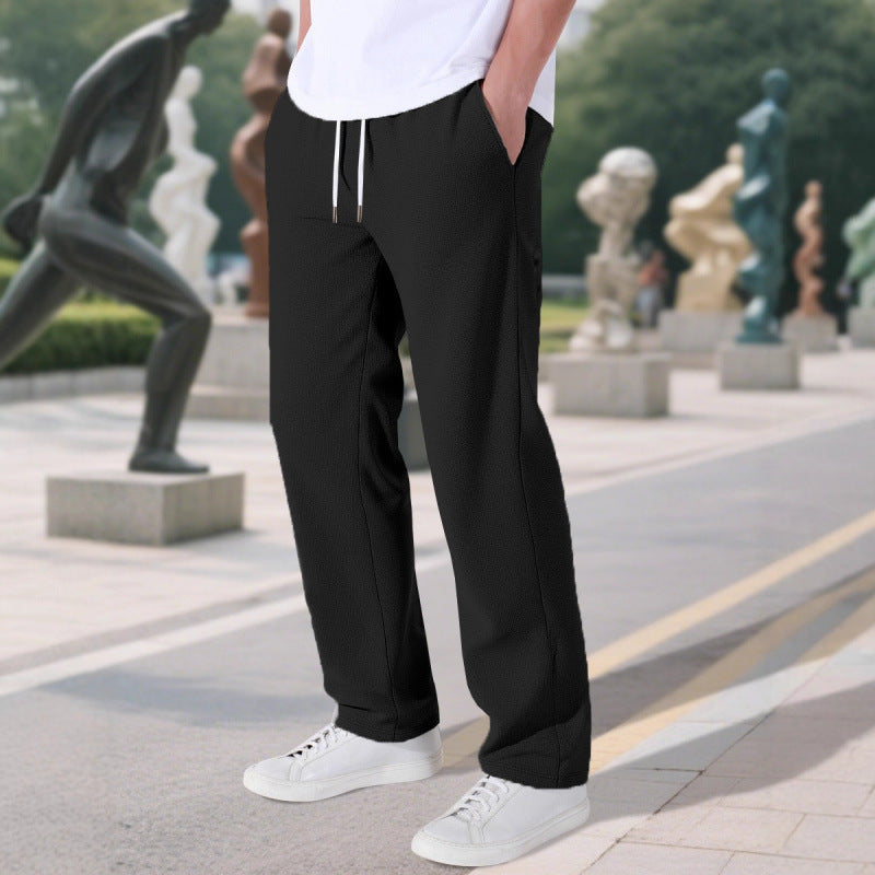 Comfortable leisure pants for men with adjustable waistband and side pockets Lune London