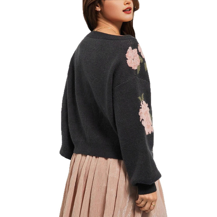 Casual knitted sweater for women with floral design Lune London