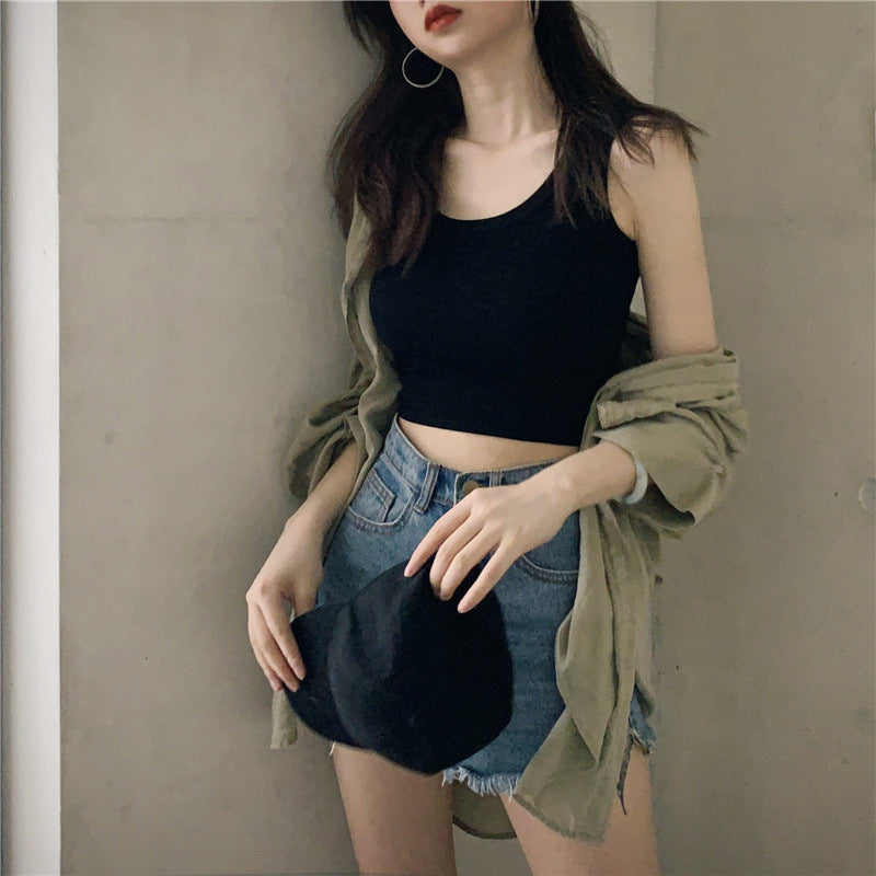Women's crop top made of breathable cotton with a slim fit Lune London