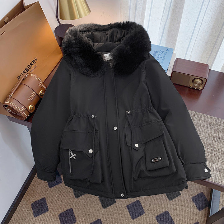 Lady winter coat with removable faux fur collar and practical pockets Lune London