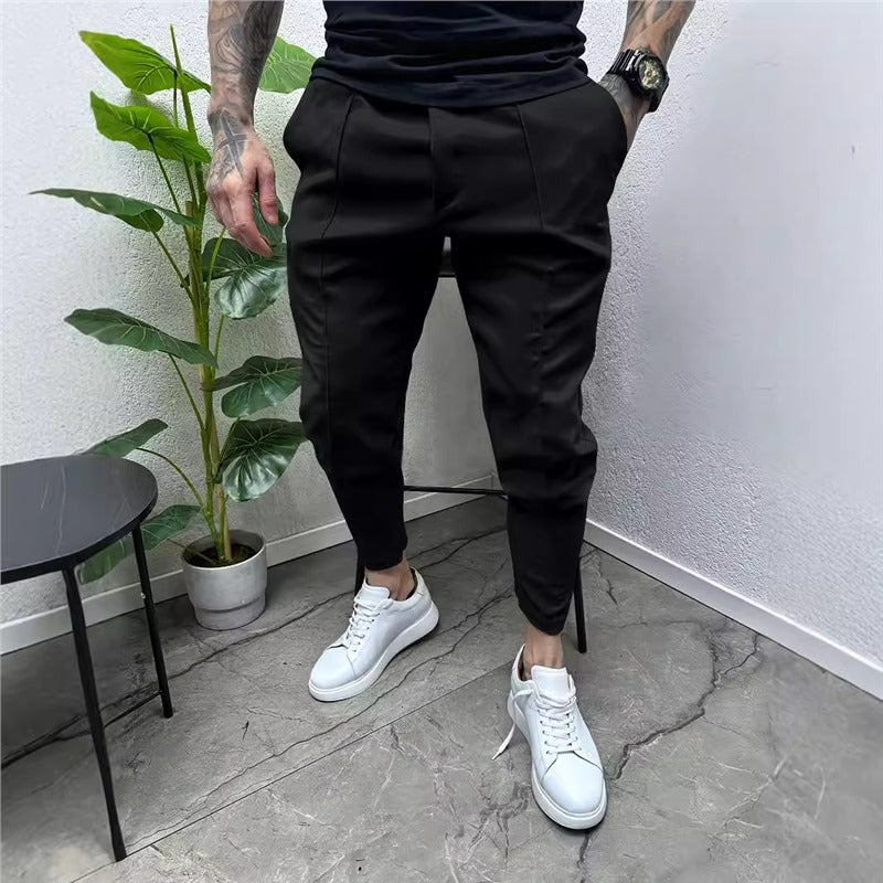 Men's slim fit jogger pants with practical pockets Lune London