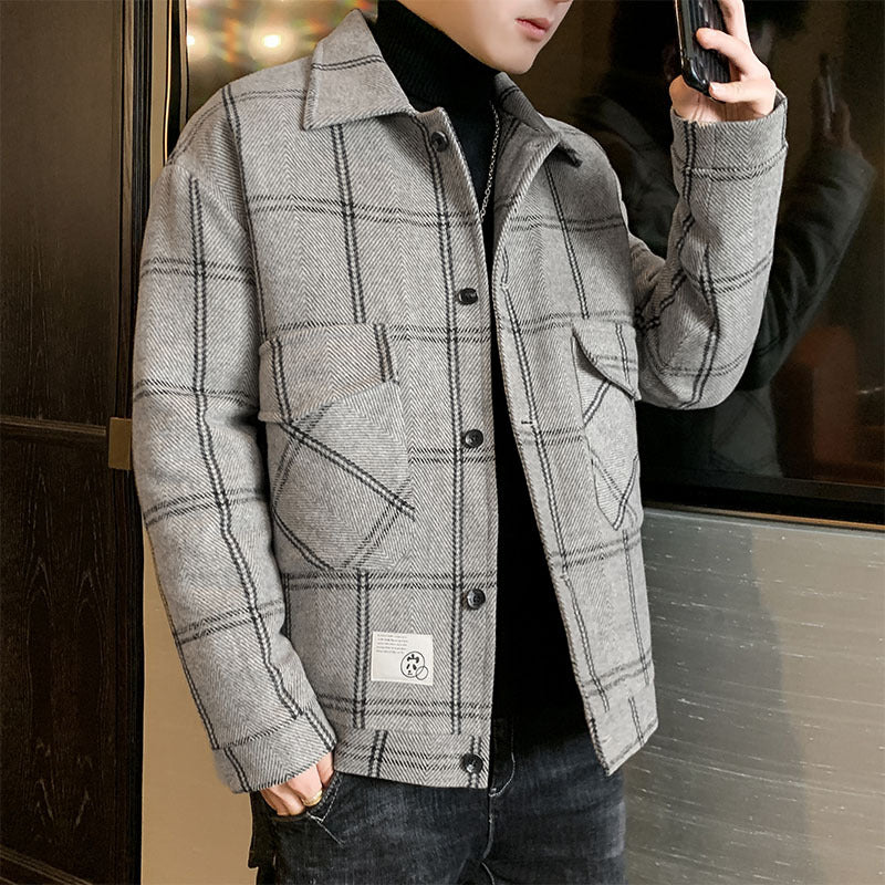Plaid jacket for men, stylish and slightly lined, with practical flap pockets Lune London