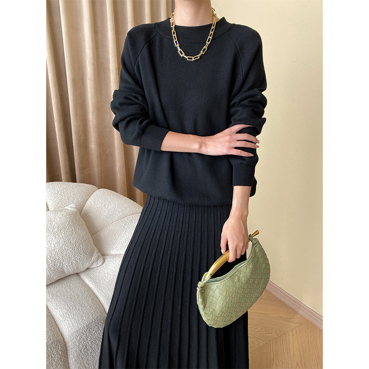 Women's knit sweater with oversized cut and elegant ribbed texture Chic & Stil